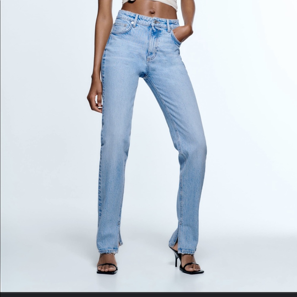 Zara slim split hem jeans, high rise, light wash, size 4